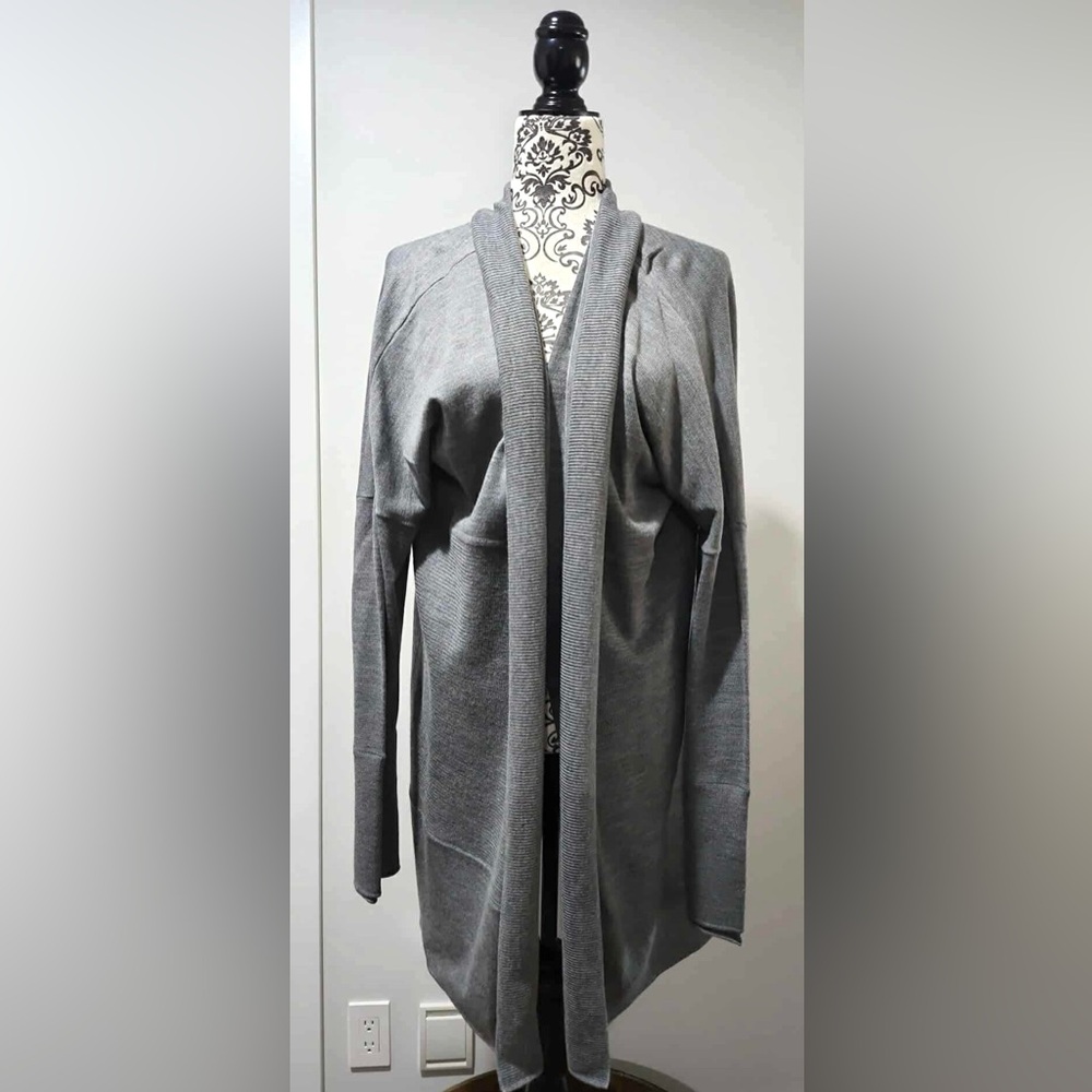 Lululemon Athletica Gray Women's Cardigan